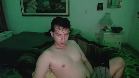 Snapshot of centurionjohnny chatting on December 13, 8:54 am John online show from December 13, 8:54 am