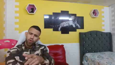 chacorta_ online show from March 30, 12:17 pm