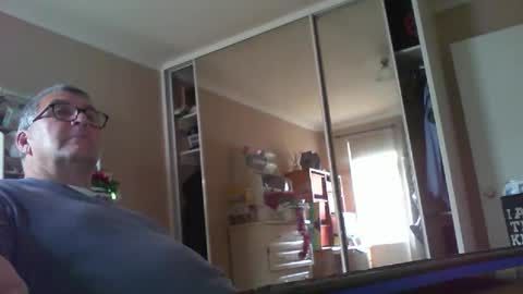 Chalky online show from October 5, 8:07 am