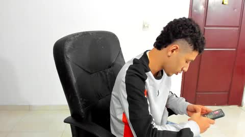 Kenji online show from December 1, 1:08 am