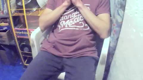 changoleonzote online show from April 6, 7:36 pm