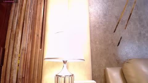 charlesbrown_ online show from October 6, 12:10 pm