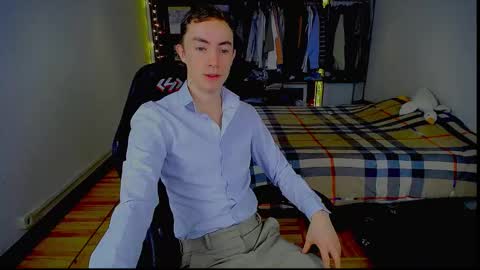 carlos reyes online show from January 12, 8:29 am