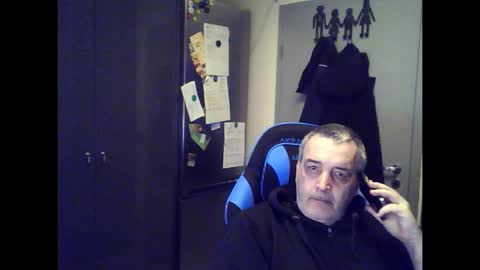 Chris online show from February 28, 6:40 pm