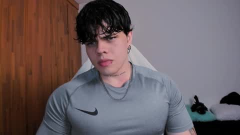 Chris Cooper Independent model online show from February 8, 2:47 am