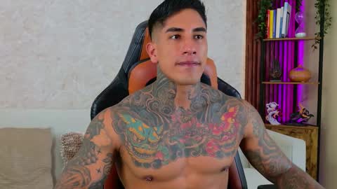 chris reilly online show from January 16, 10:34 pm