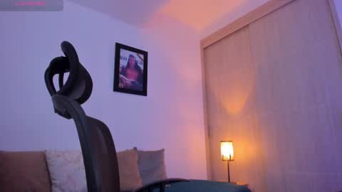 chrismorgan24 online show from March 7, 4:55 pm