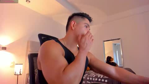 chrismorgan24 online show from September 22, 10:42 pm