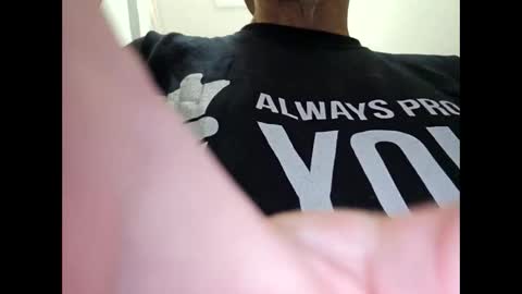 Chris online show from October 23, 2:20 pm