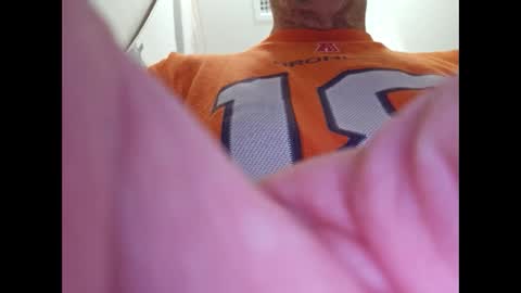 Chris online show from January 19, 2:25 am