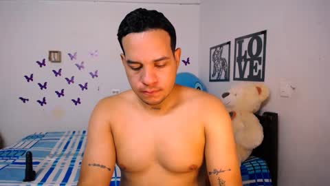 christian_maln online show from February 13, 1:50 am