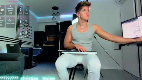 UPVOTE ME ------  ILL DO SOMETHING FOR FREE online show from January 19, 7:04 pm