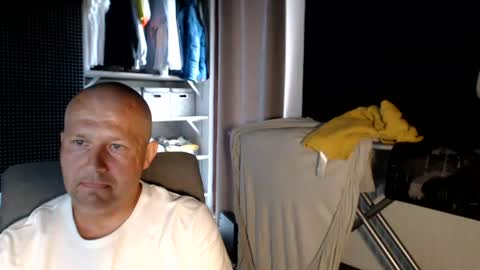 christopher 37763920 online show from July 6, 9:39 am