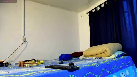 CHRISTOPHER online show from April 17, 11:02 am