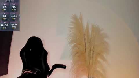 chrizmacgregor online show from October 8, 1:21 am