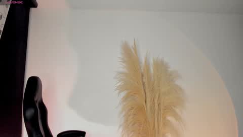 chrizmacgregor online show from October 7, 1:10 am