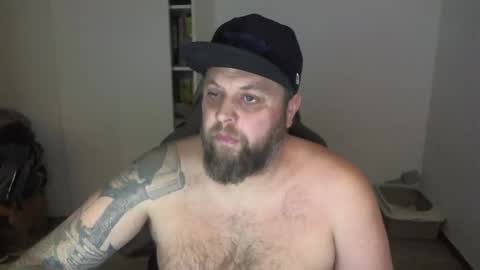 Snapshot of chrizz80 chatting on January 18, 5:59 pm Chrizz online show from January 18, 5:59 pm