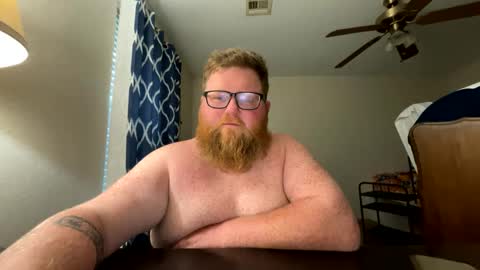chubbsguy92 online show from September 23, 11:48 pm