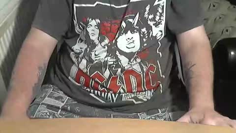 chunkisgreat online show from November 5, 4:53 pm