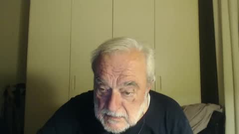 ciaoamoremio3 online show from December 22, 11:13 pm