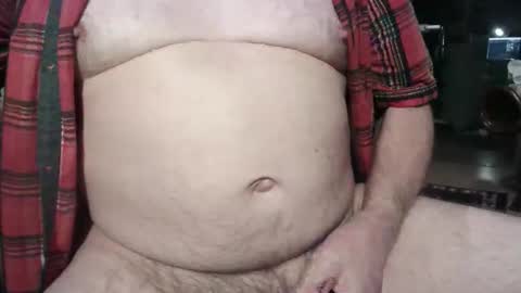 Snapshot of circus_bear chatting on October 24, 5:20 am Circus Bear online show from October 24, 5:20 am