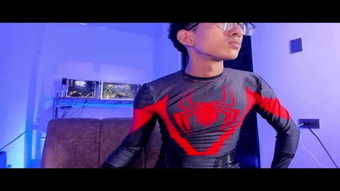 cj_davis1 online show from October 31, 1:29 am