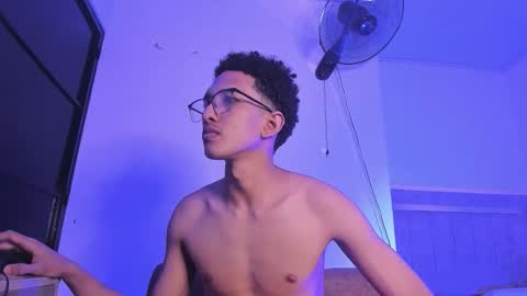 cj_davis1 online show from October 12, 5:45 am