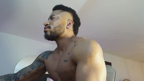 clark_strong online show from February 22, 10:44 pm