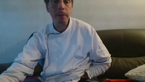 clouplefun online show from November 20, 7:40 am