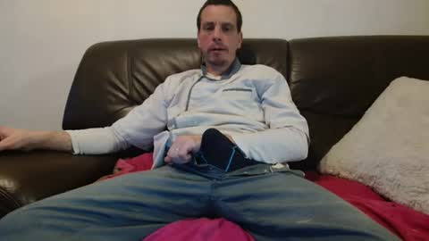 clouplefun online show from February 6, 7:16 am