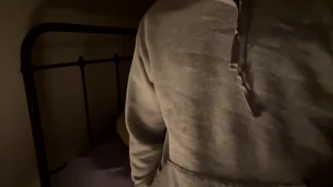 clt789 online show from December 11, 3:47 am