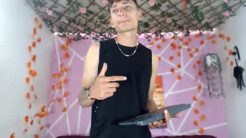 club_latinboys online show from September 28, 2:59 pm