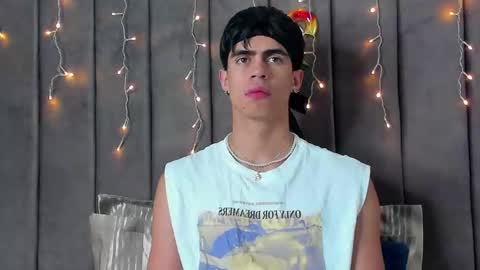 Cody Pipper online show from December 29, 2:38 am