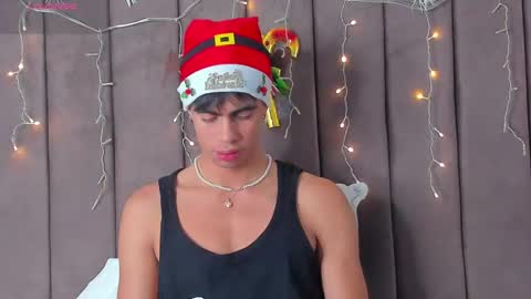 Cody Pipper online show from December 21, 11:13 pm