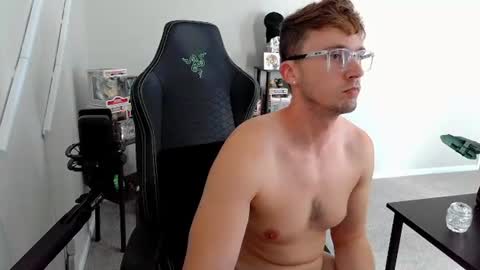 codyt1016 online show from October 3, 5:51 pm