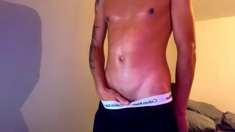 Snapshot of coitzzz chatting on December 8, 7:15 am coitzzz online show from December 8, 7:15 am