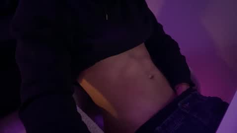 Snapshot of coitzzz chatting on March 3, 6:02 am coitzzz online show from March 3, 6:02 am