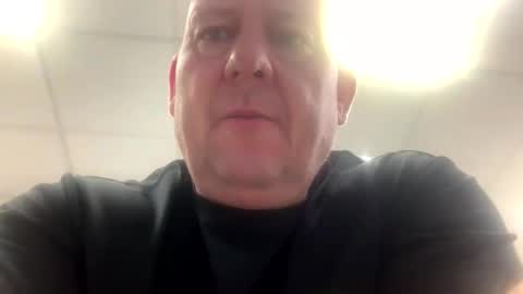 col4nows online show from October 27, 12:07 pm