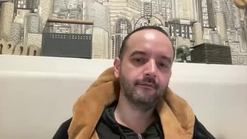 colambus83 online show from March 21, 4:22 pm