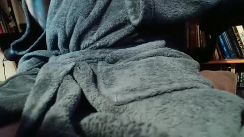 colchuck online show from February 13, 3:03 pm