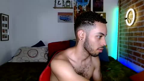 Snapshot of colinlatinbrown chatting on March 7, 9:38 pm IG  online show from March 7, 9:38 pm