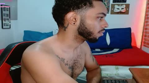 Snapshot of colinlatinbrown chatting on January 23, 10:54 am IG  online show from January 23, 10:54 am