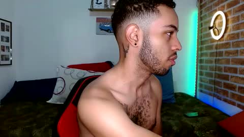 Snapshot of colinlatinbrown chatting on March 5, 11:38 am IG  online show from March 5, 11:38 am
