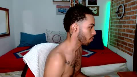 Snapshot of colinlatinbrown chatting on February 1, 10:48 am IG  online show from February 1, 10:48 am