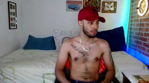 Snapshot of colinlatinbrown chatting on February 13, 7:10 pm IG  online show from February 13, 7:10 pm