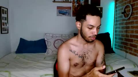 Snapshot of colinlatinbrown chatting on February 10, 11:36 am IG  online show from February 10, 11:36 am