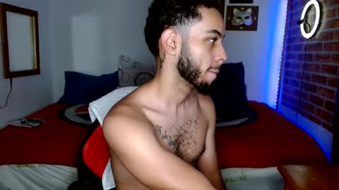 Snapshot of colinlatinbrown chatting on January 29, 9:44 am IG  online show from January 29, 9:44 am