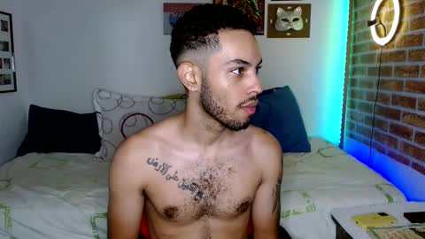 Snapshot of colinlatinbrown chatting on February 26, 12:14 pm IG  online show from February 26, 12:14 pm
