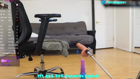 College001 online show from November 10, 10:36 pm