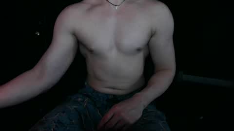 colossaltitann online show from January 8, 7:24 am